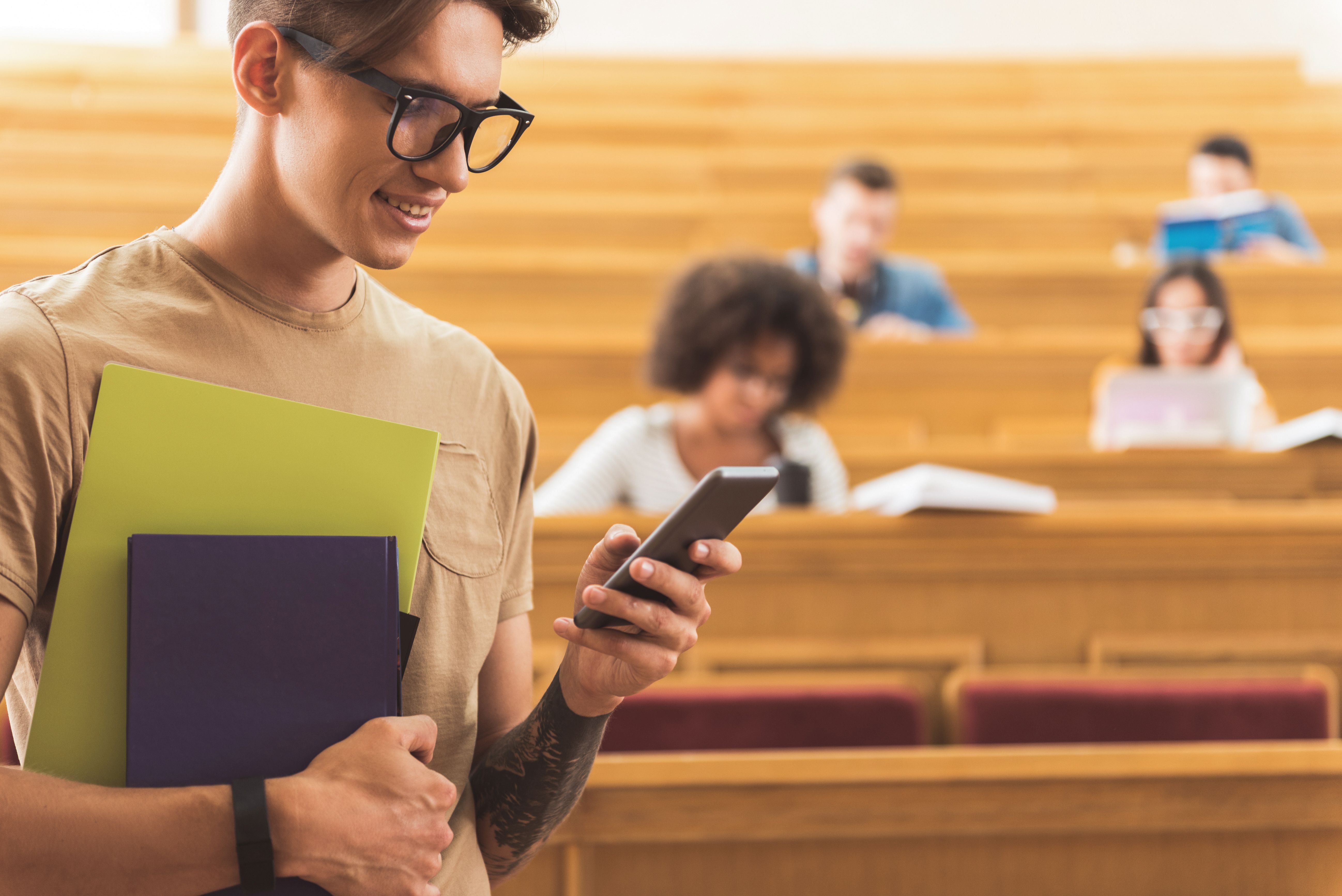 Today, smartphones are always at hand. This makes them perfect as a means of identification on campus.